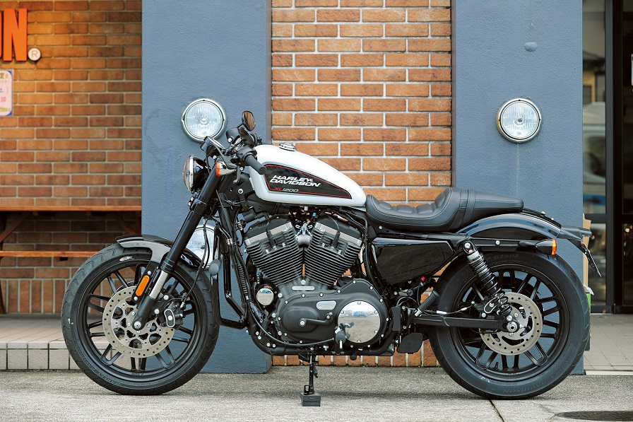 2016年式 スポーツスター XL1200CX純正シート新車外し新品 XL1200CX