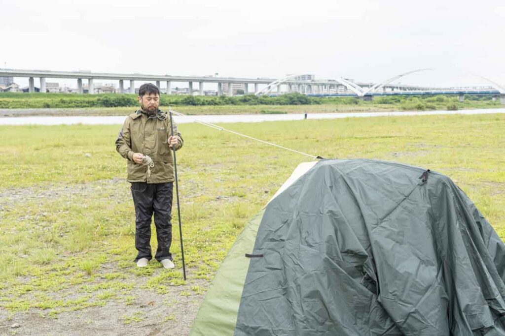 キャンプツーリング
雨
テント
タープ
小川張り